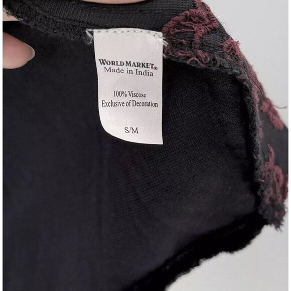World Market Women’s Black Embroidered‎ Velour Sleeveless Blouse Size S/M Boho - Picture 9 of 12